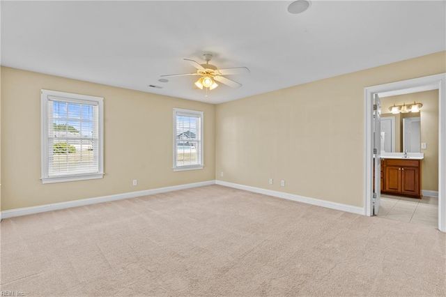 206 Grand View DR, Elizabeth City, NC 27909