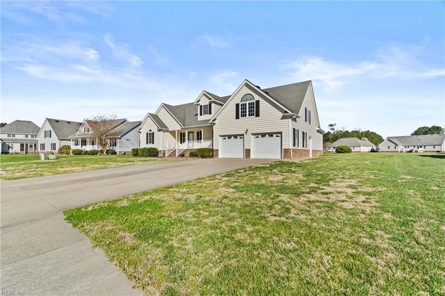 206 Grand View DR, Elizabeth City, NC 27909