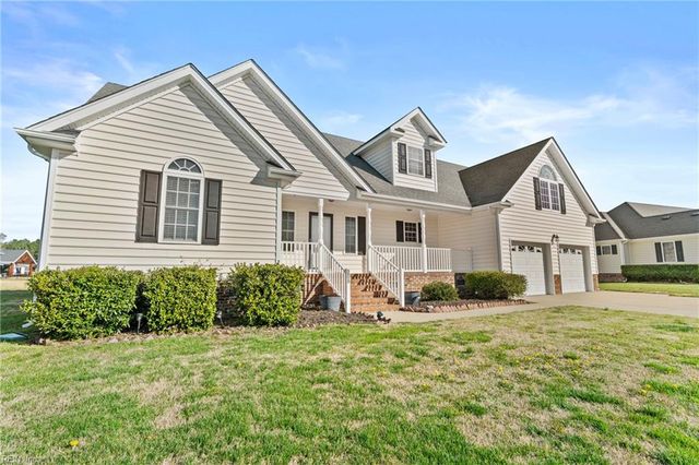 206 Grand View DR, Elizabeth City, NC 27909