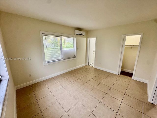 218 Santillane Ave 19, Coral Gables, FL 33134