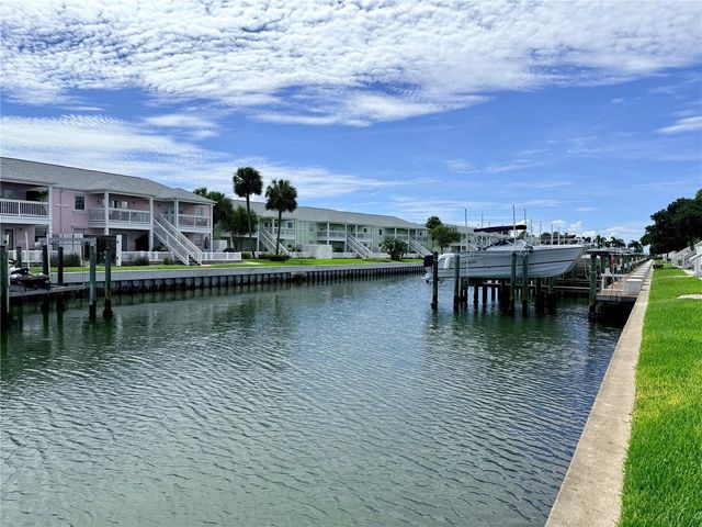 4784 BEACH DRIVE SE B, St Petersburg, FL 33705