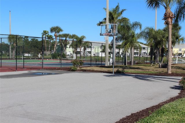4784 BEACH DRIVE SE B, St Petersburg, FL 33705