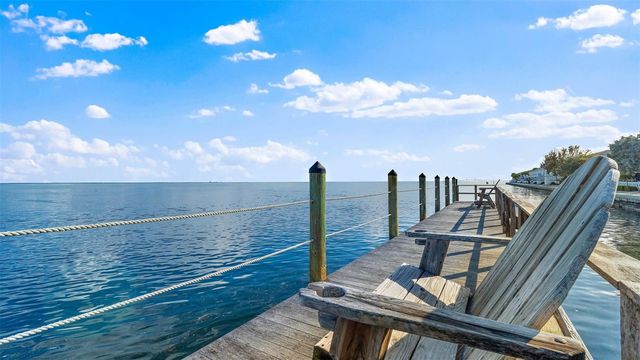 4784 BEACH DRIVE SE B, St Petersburg, FL 33705