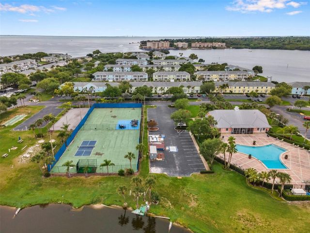 4784 BEACH DRIVE SE B, St Petersburg, FL 33705