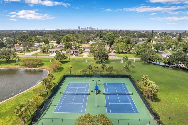 4784 BEACH DRIVE SE B, St Petersburg, FL 33705