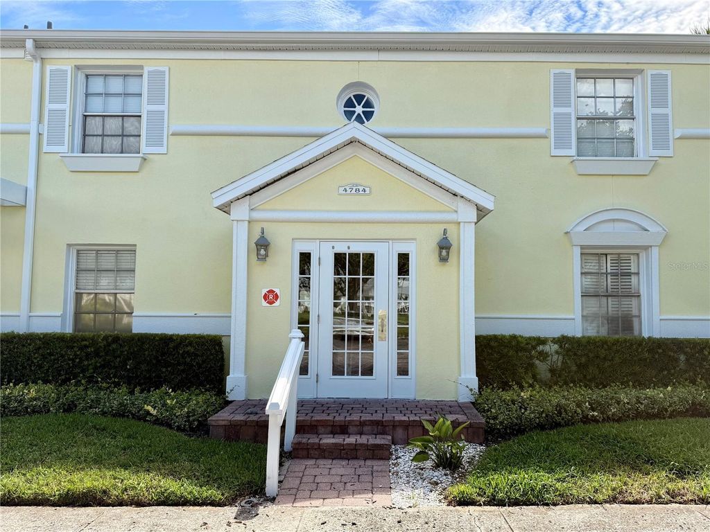 4784 BEACH DRIVE SE B, St Petersburg, FL 33705