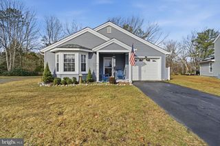 4 SNOWBELL CT, Barnegat, NJ 08005