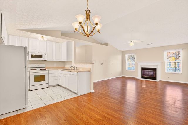 6687 Eagle Ridge Lane, C C, Canal Winchester, OH 43110