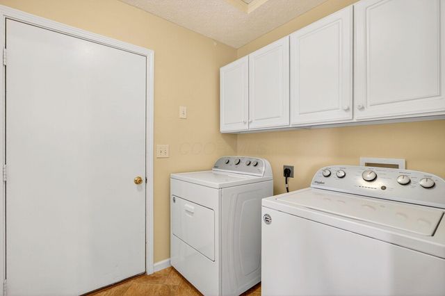 6687 Eagle Ridge Lane, C C, Canal Winchester, OH 43110