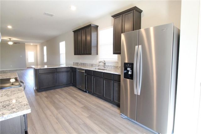 509 Washington DR, Liberty Hill, TX 78642