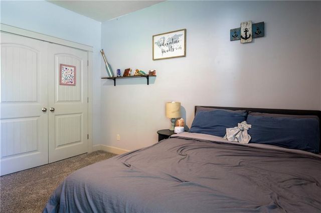 433 Seele Drive, Lawrence, KS 66049