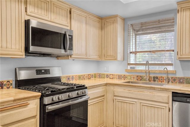 20334 Rue Crevier 620, Canyon Country, CA 91351