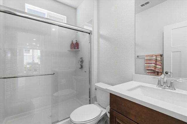 2032 Brave Hawk Loop, Roseville, CA 95747