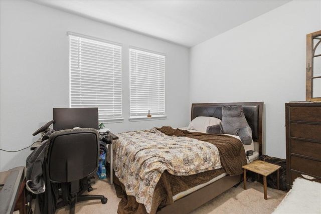 2032 Brave Hawk Loop, Roseville, CA 95747