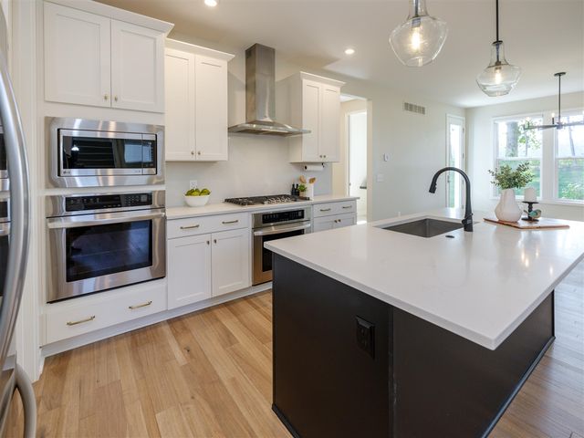 8569 Brighten Trail, Mattawan, MI 49071
