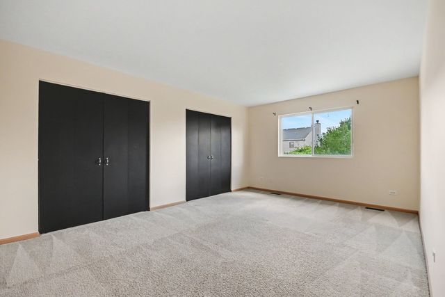 2220 White Eagle Drive, Plainfield, IL 60586