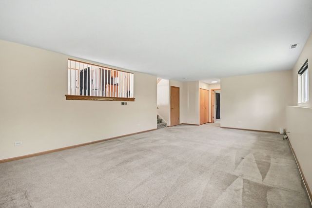 2220 White Eagle Drive, Plainfield, IL 60586