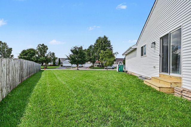 2220 White Eagle Drive, Plainfield, IL 60586