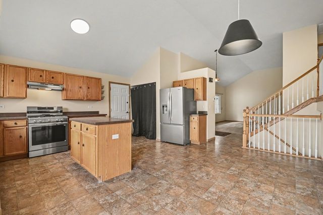 2220 White Eagle Drive, Plainfield, IL 60586