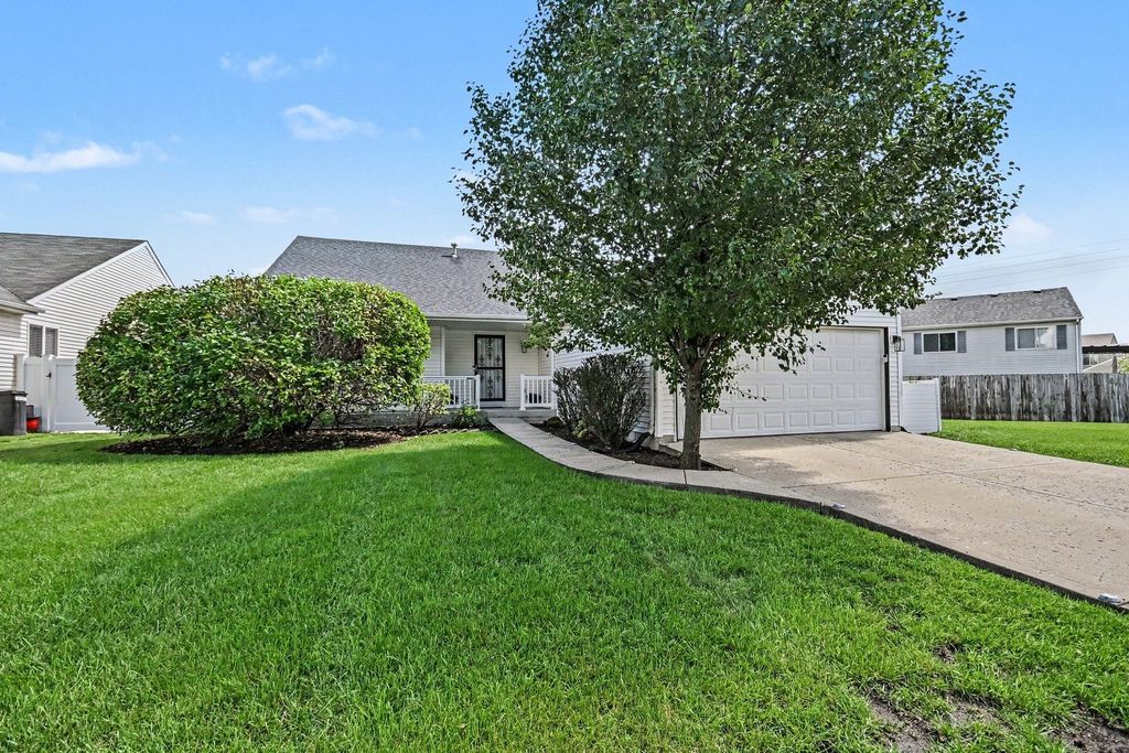 2220 White Eagle Drive, Plainfield, IL 60586