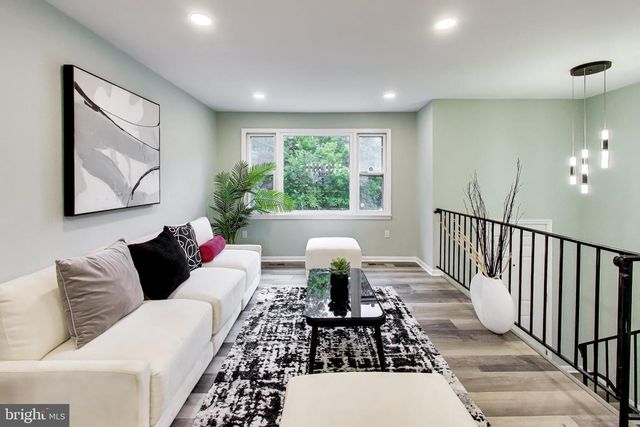9516 51ST AVE, College Park, MD 20740