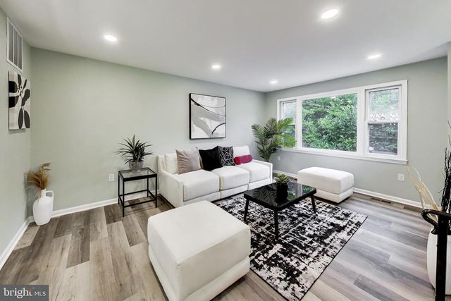 9516 51ST AVE, College Park, MD 20740