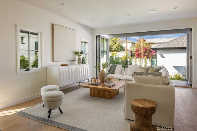 2134 Greenfield Avenue, Los Angeles, CA 90025