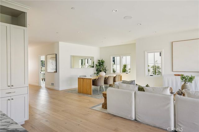 2134 Greenfield Avenue, Los Angeles, CA 90025