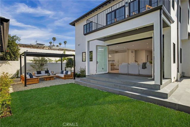 2134 Greenfield Avenue, Los Angeles, CA 90025
