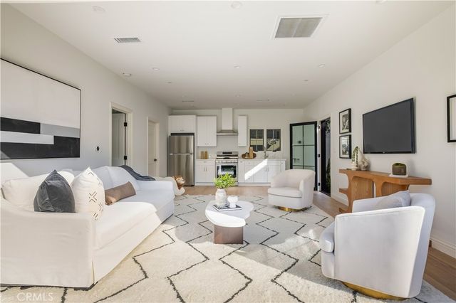 2134 Greenfield Avenue, Los Angeles, CA 90025