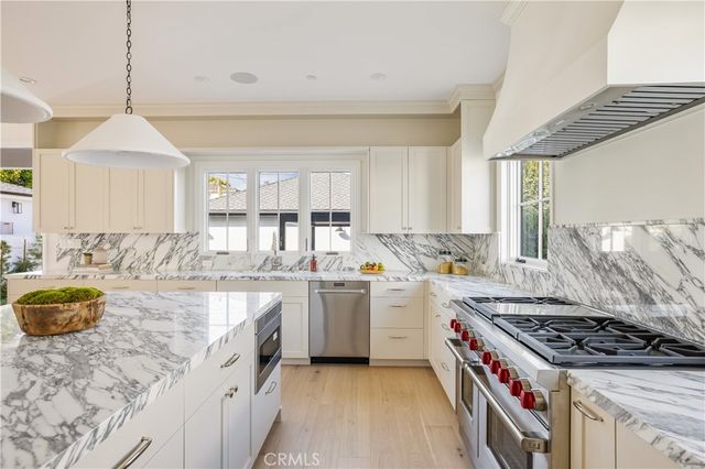2134 Greenfield Avenue, Los Angeles, CA 90025