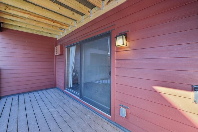 8037 Xerxes Avenue S 135, Bloomington, MN 55431