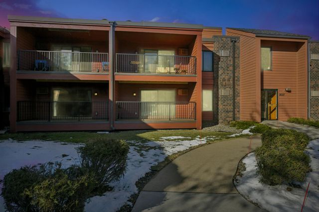 8037 Xerxes Avenue S 135, Bloomington, MN 55431