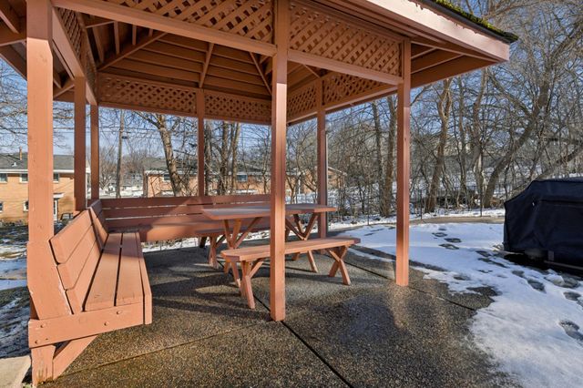 8037 Xerxes Avenue S 135, Bloomington, MN 55431