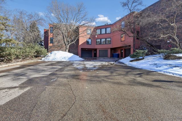 8037 Xerxes Avenue S 135, Bloomington, MN 55431