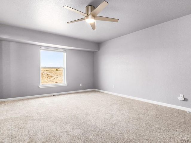 1647 N Calle Rosa Dr, Pueblo West, CO 81007