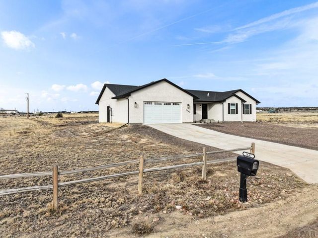 1647 N Calle Rosa Dr, Pueblo West, CO 81007