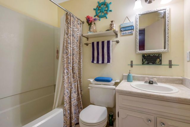 3161 Bowdoin Circle, Columbus, OH 43204