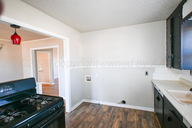 1501 S Avondale Street, Amarillo, TX 79106