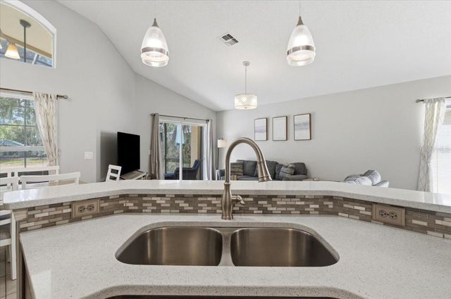 1412 PARK PLACE, Haines City, FL 33844