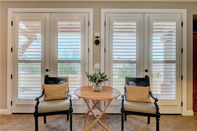 1214 Calcione Drive, Henderson, NV 89011