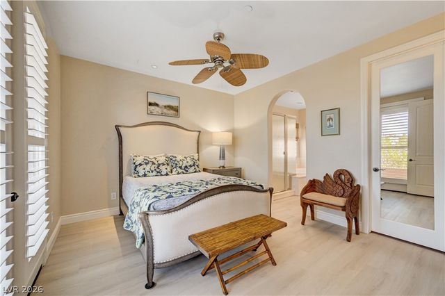 1214 Calcione Drive, Henderson, NV 89011