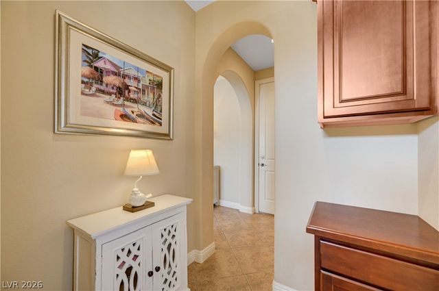 1214 Calcione Drive, Henderson, NV 89011