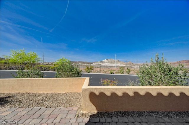1214 Calcione Drive, Henderson, NV 89011