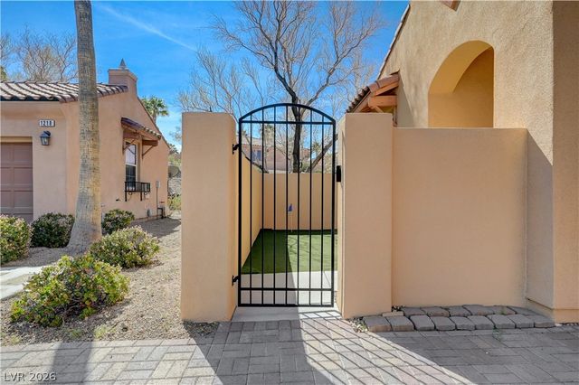 1214 Calcione Drive, Henderson, NV 89011