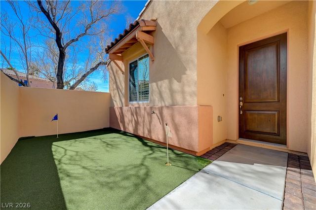 1214 Calcione Drive, Henderson, NV 89011