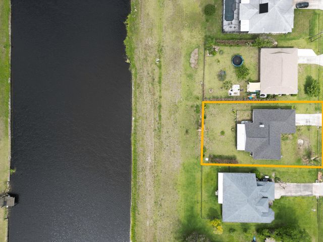 1078 SW Sultan Drive, Port St. Lucie, Port St Lucie, FL 34953