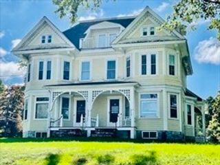 10-12 Lowell St 12, Billerica, MA 01862