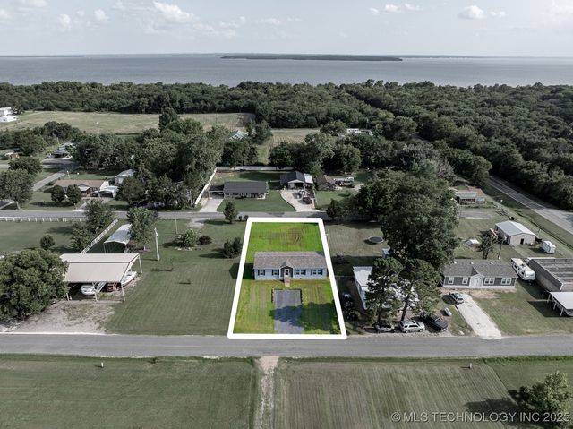 5941 Feather Street, Kingston, OK 73439