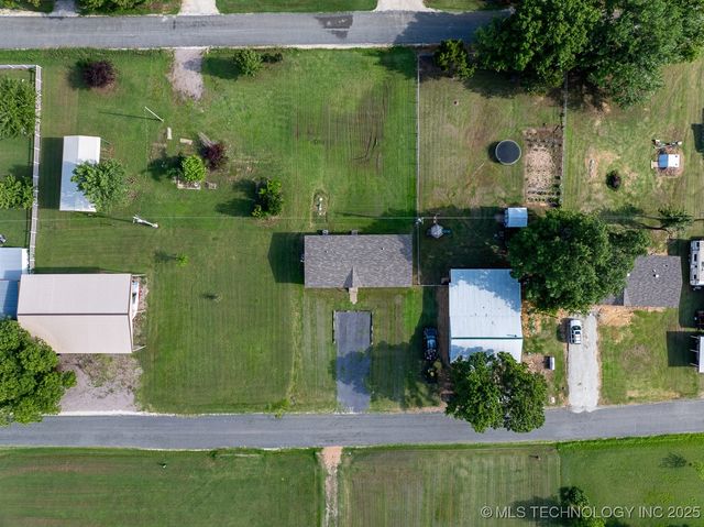 5941 Feather Street, Kingston, OK 73439